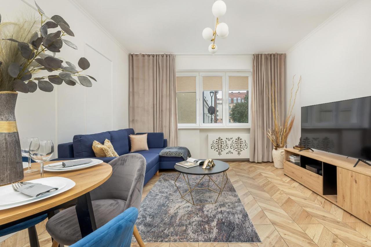 Beautiful One Bedroom Apartment Zamkowa By Rent Like Home Gdansk Luaran gambar
