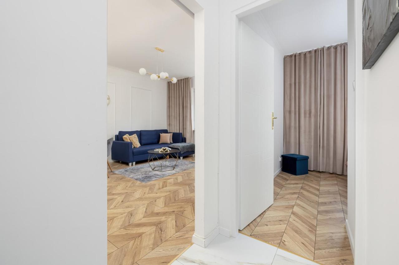 Beautiful One Bedroom Apartment Zamkowa By Rent Like Home Gdansk Luaran gambar